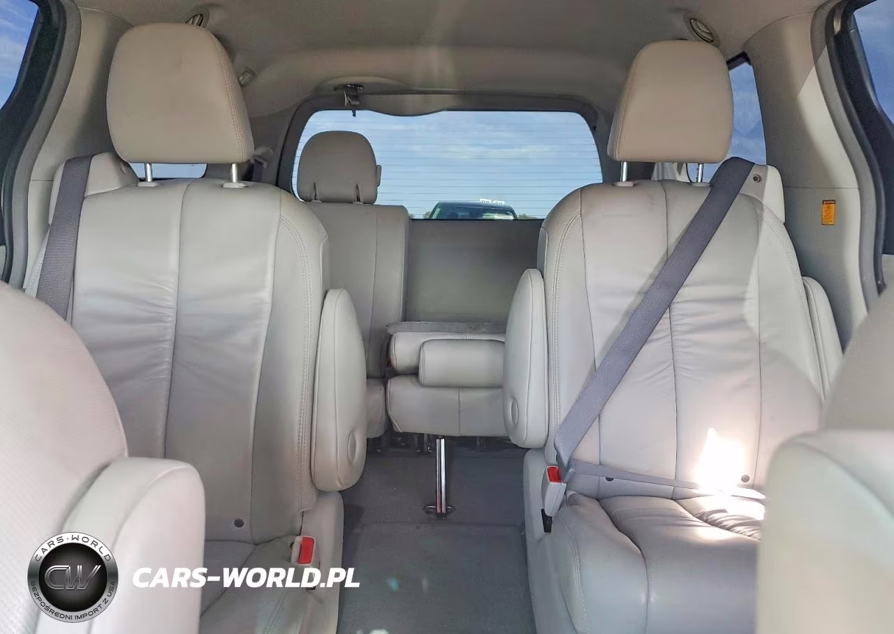 2011 Toyota Sienna Xle 7-Passenger VIN:5TDDK3DC5BS016843 - 10