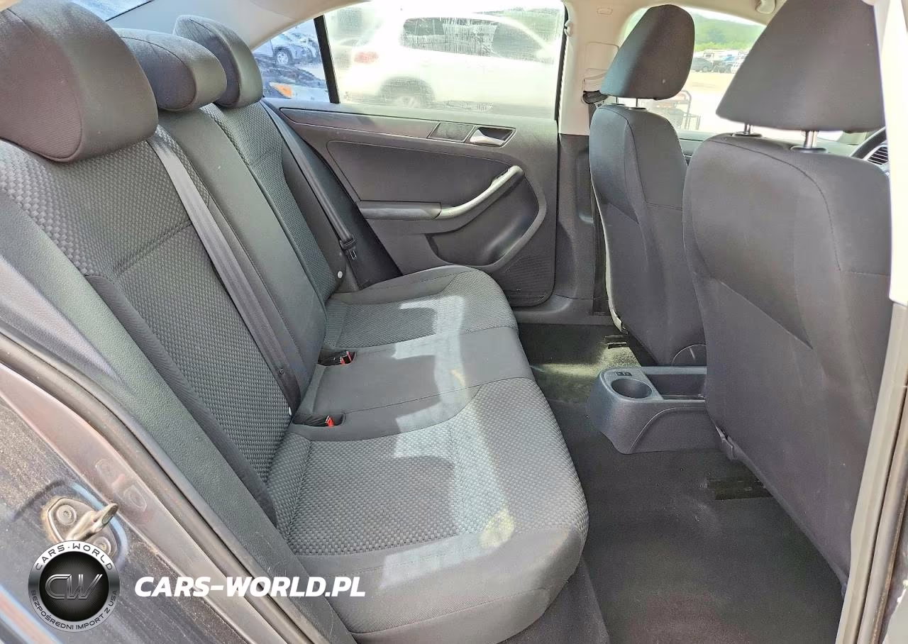 2012 Volkswagen Jetta Base VIN:3VW2K7AJ3CM470251 - 10