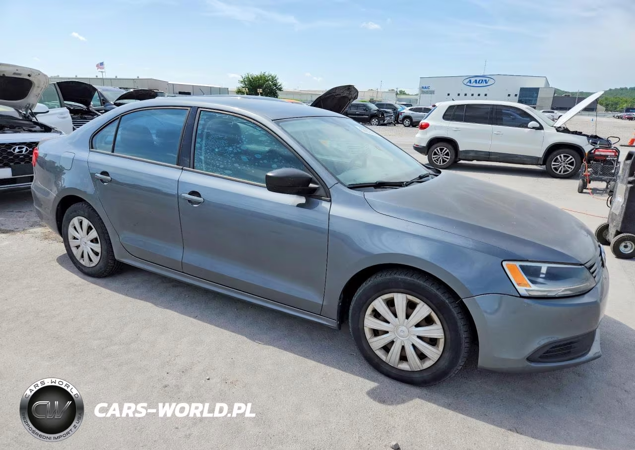 2012 Volkswagen Jetta Base VIN:3VW2K7AJ3CM470251 - 4