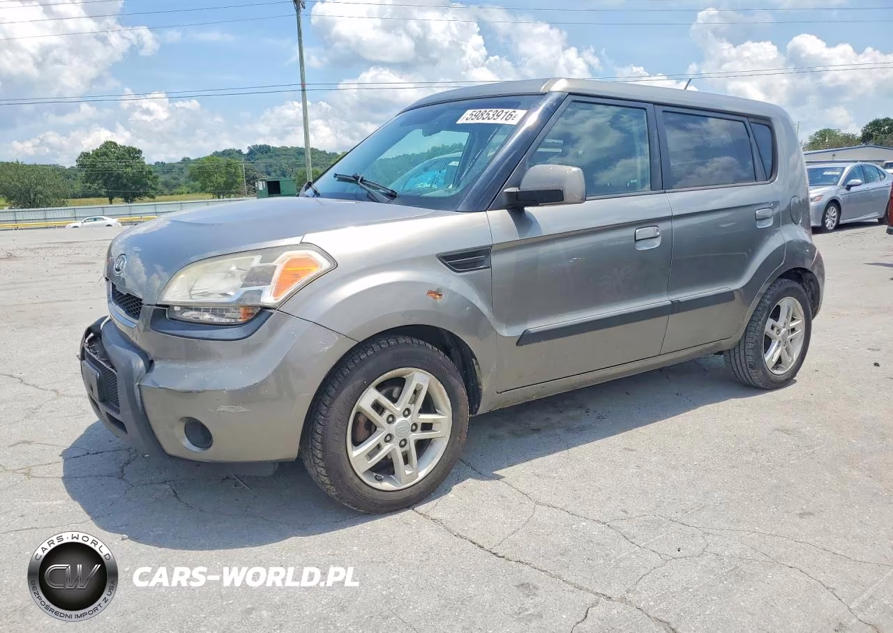 2010 Kia Soul +