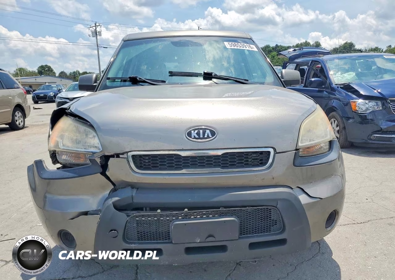 2010 Kia Soul + VIN:KNDJT2A23A7161054 - 5