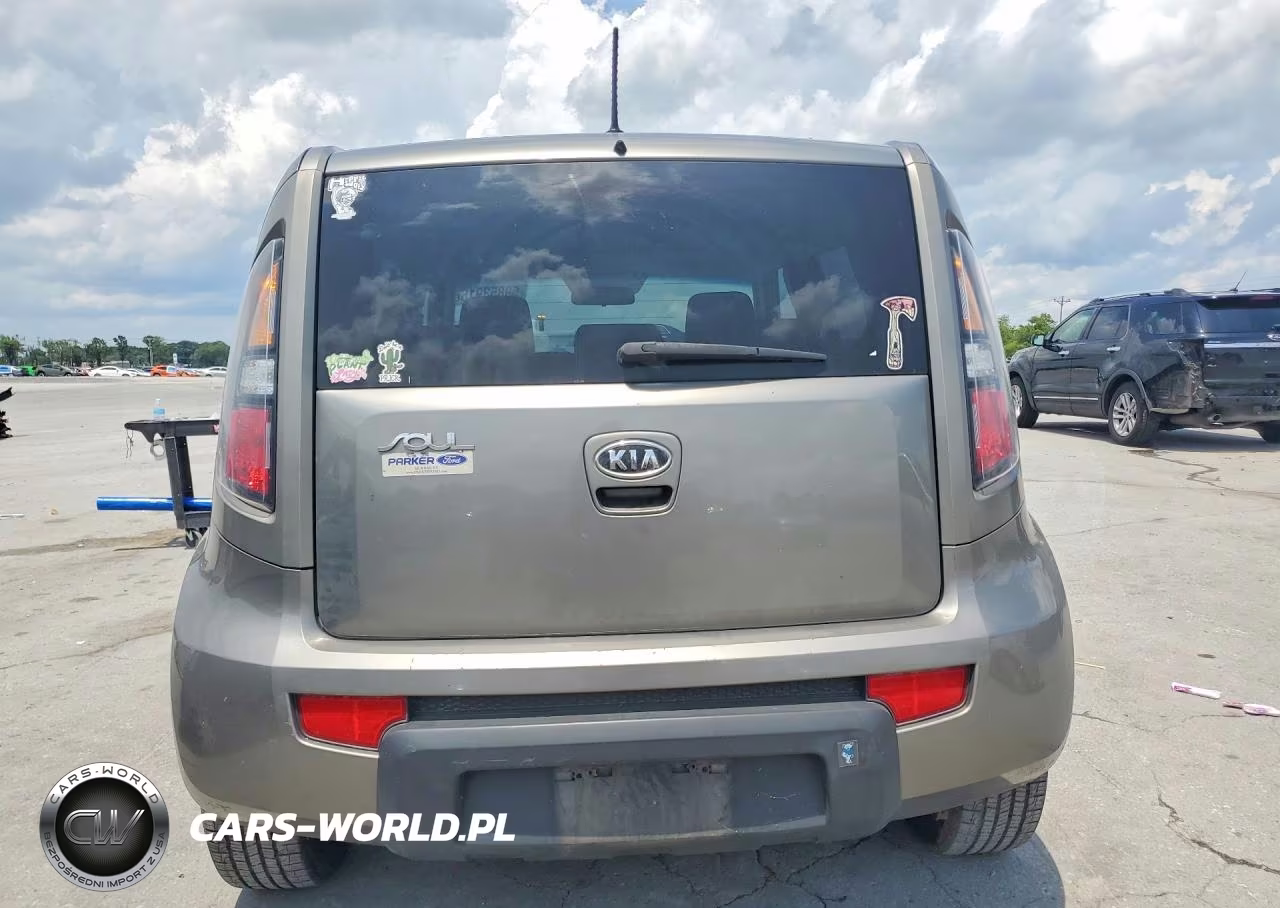 2010 Kia Soul + VIN:KNDJT2A23A7161054 - 6