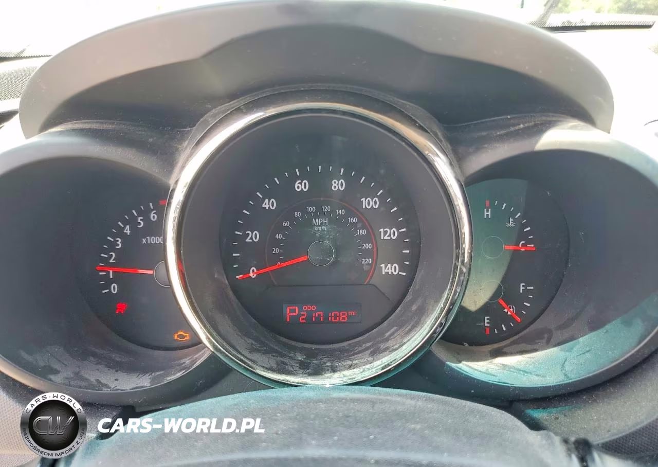 2010 Kia Soul + VIN:KNDJT2A23A7161054 - 9