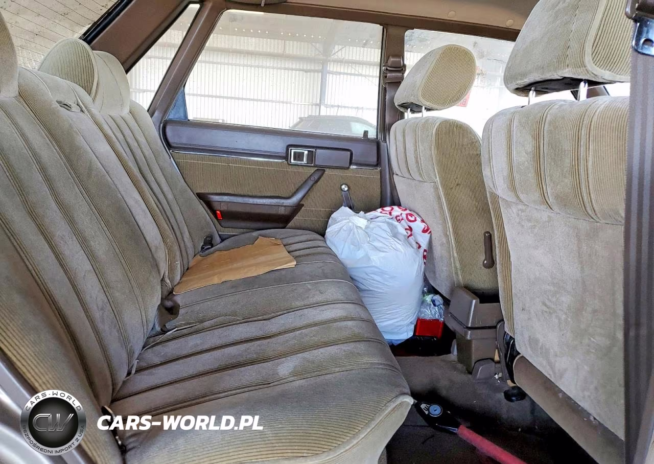 1983 Toyota Camry VIN:JT2SV16E0G0471555 - 10