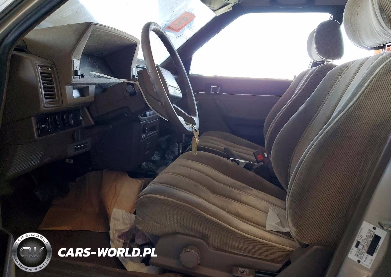 1983 Toyota Camry VIN:JT2SV16E0G0471555 - 7