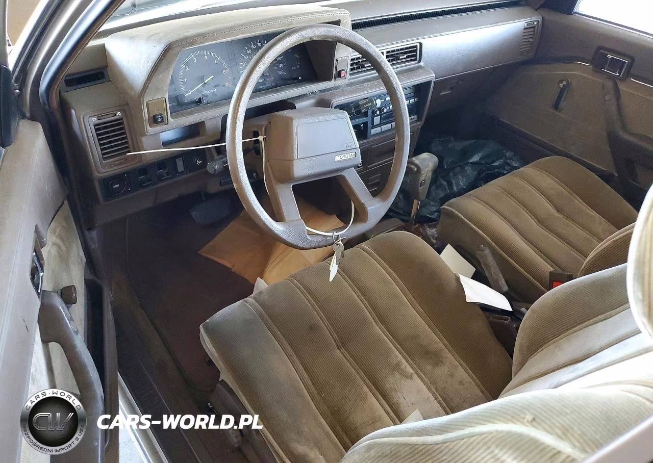 1983 Toyota Camry VIN:JT2SV16E0G0471555 - 8