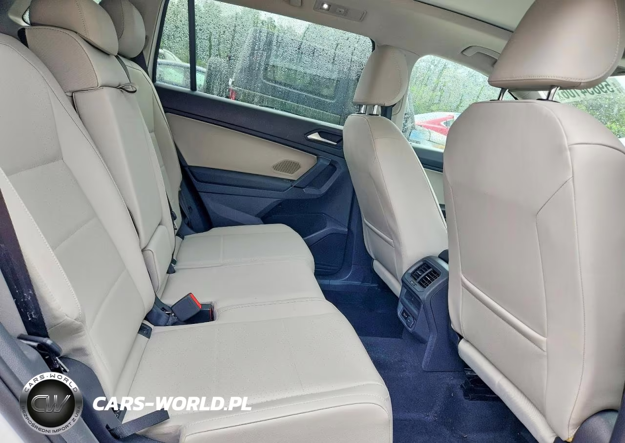 2019 Volkswagen Tiguan Se VIN:3VV2B7AX2KM086842 - 11