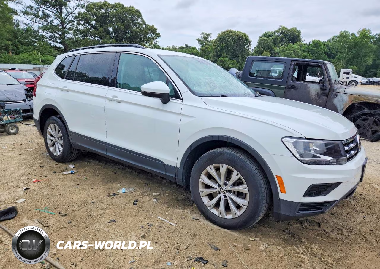2019 Volkswagen Tiguan Se VIN:3VV2B7AX2KM086842 - 4