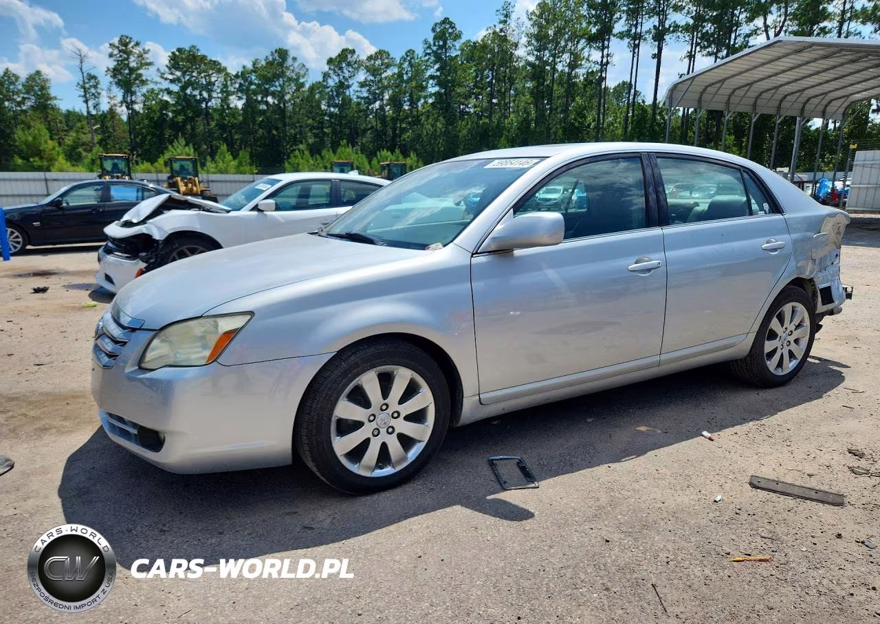 2005 Toyota Avalon Xls
