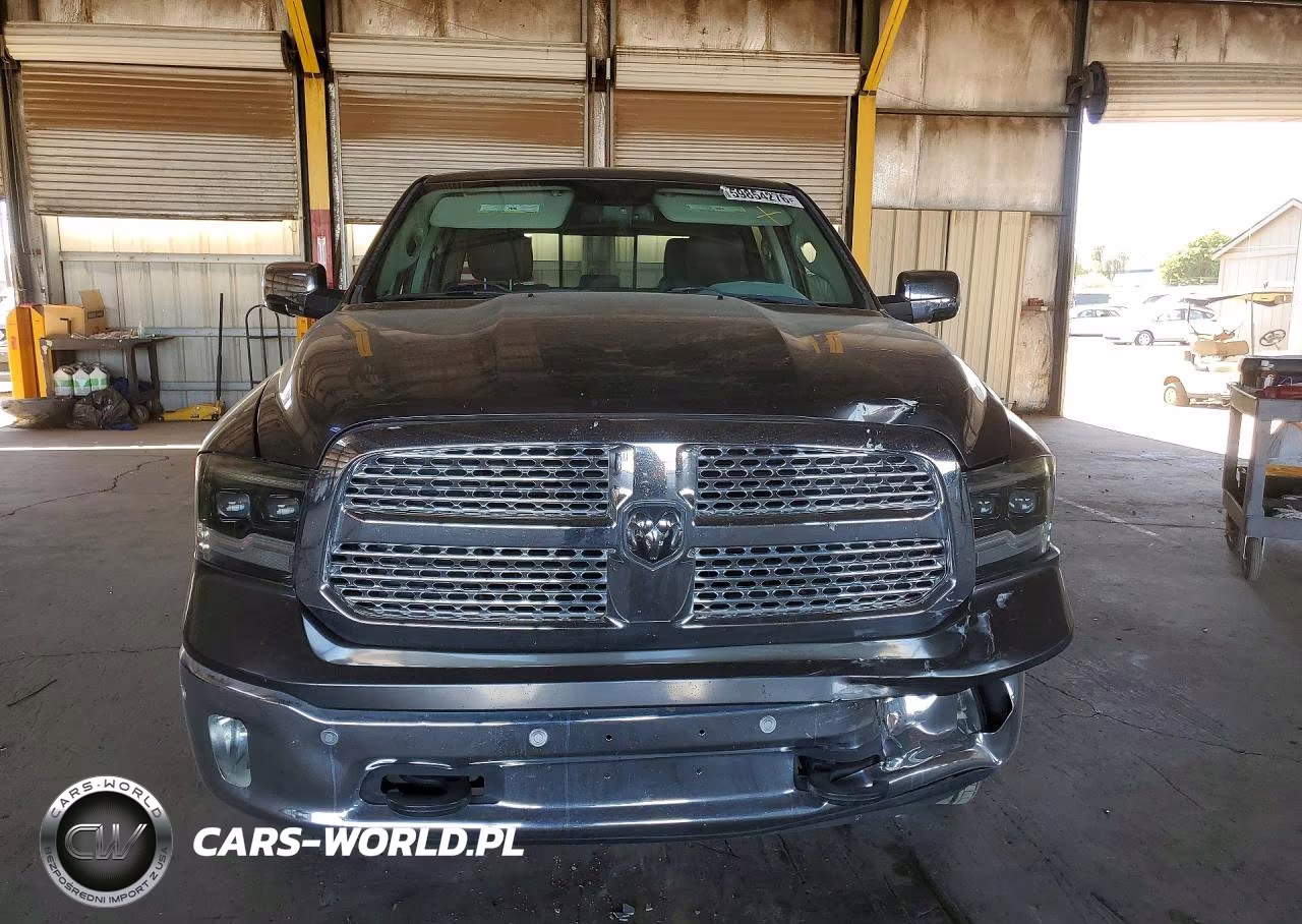 2015 Ram 1500 Laramie VIN:1C6RR7NT9FS711807 - 5