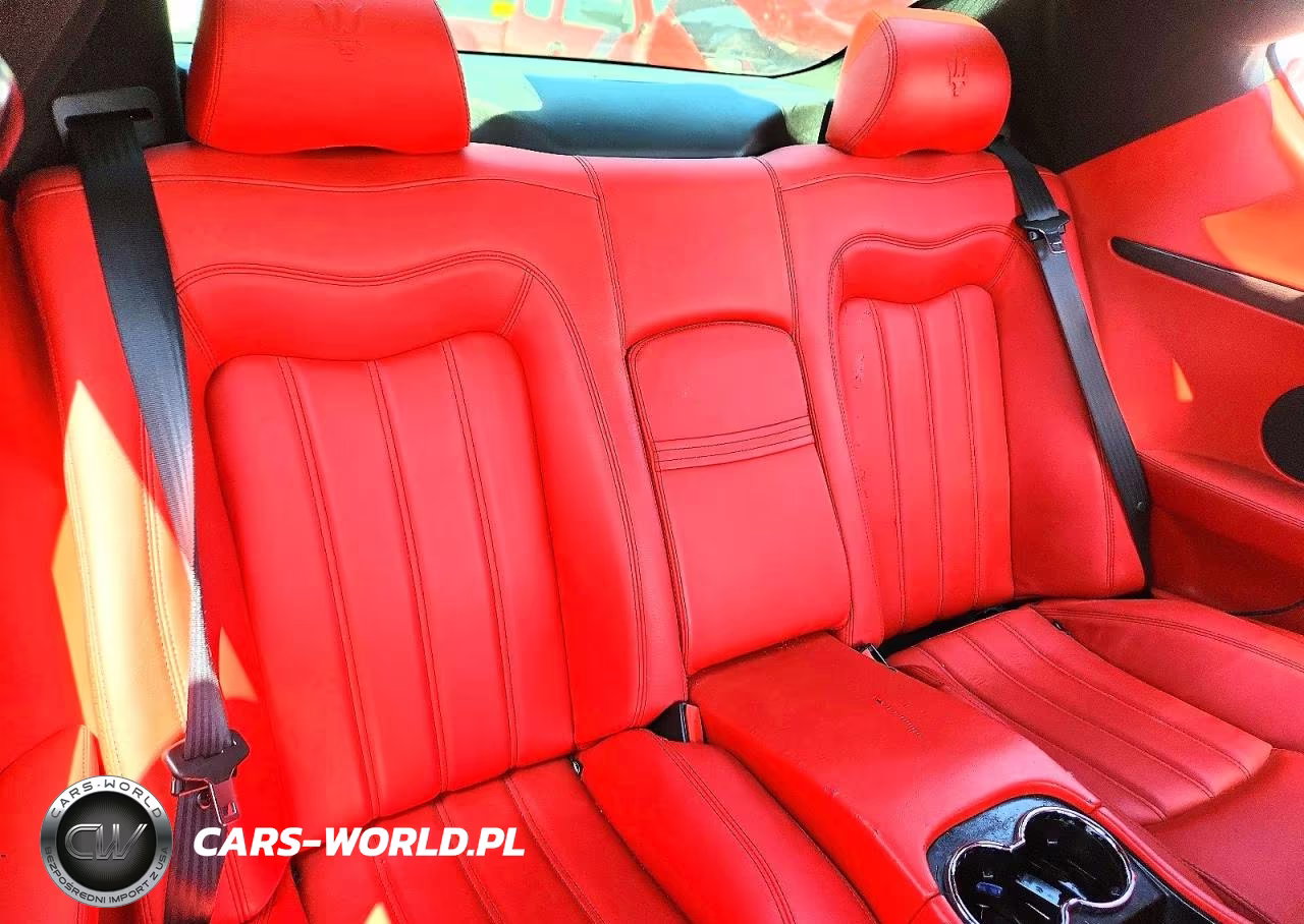 2010 Maserati Granturismo VIN:ZAM45GLA3A0052090 - 10