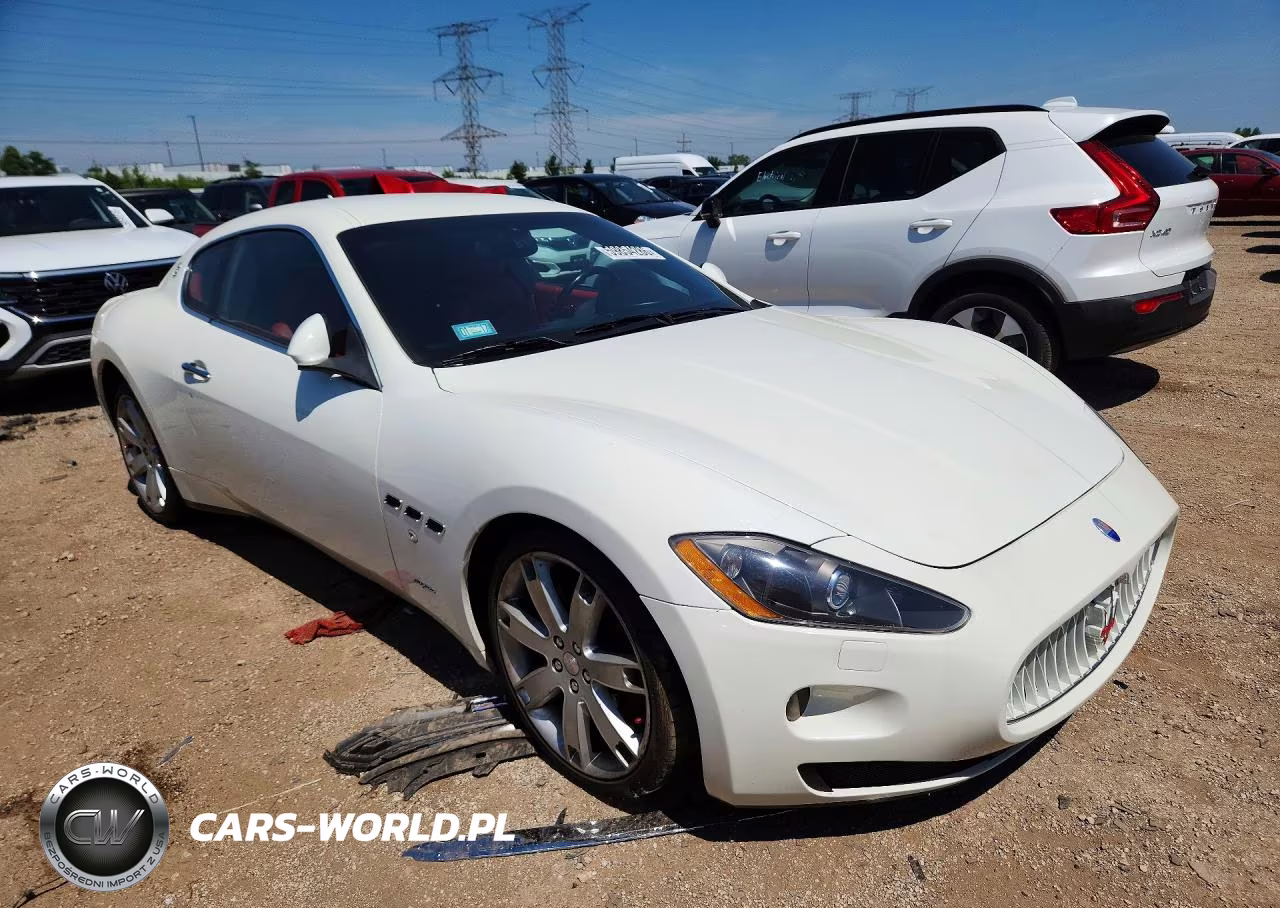 2010 Maserati Granturismo VIN:ZAM45GLA3A0052090 - 4