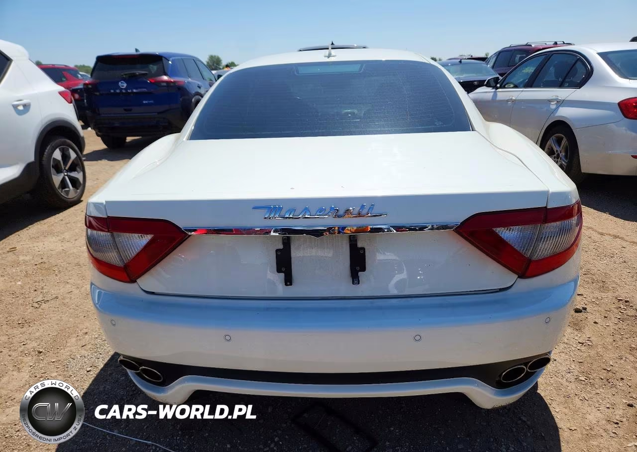 2010 Maserati Granturismo VIN:ZAM45GLA3A0052090 - 6