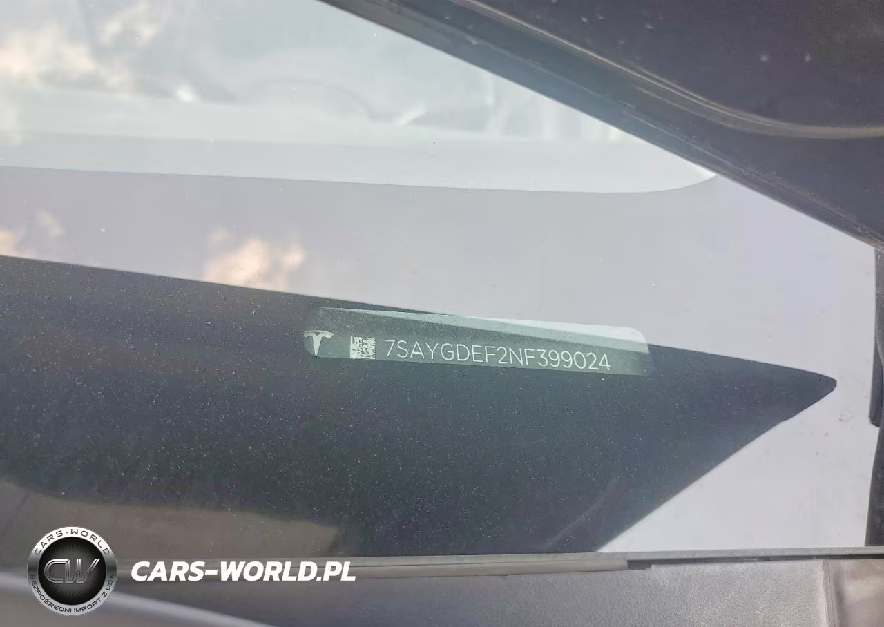 2022 Tesla Model Y VIN:7SAYGDEF2NF399024 - 13