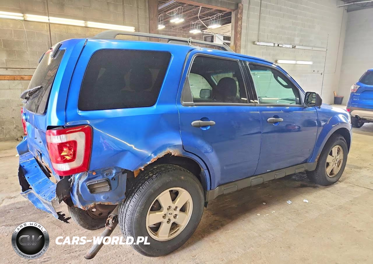 2011 Ford Escape Xlt VIN:1FMCU0D77BKB71291 - 3
