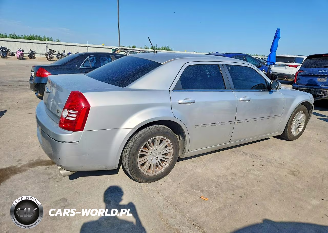 2008 Chrysler 300 Touring VIN:2C3KA53GX8H222598 - 3