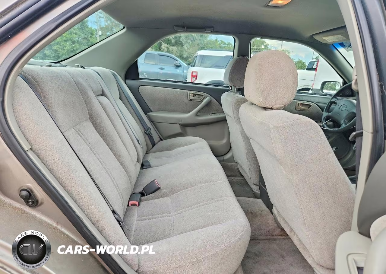 2001 Toyota Camry Le V6 VIN:4T1BF22K11U127055 - 10