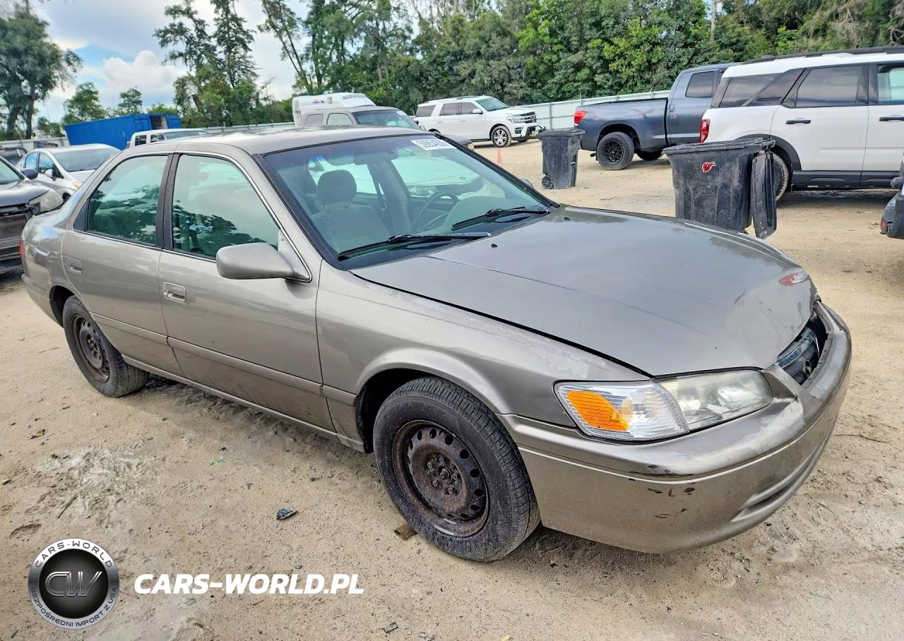 2001 Toyota Camry Le V6 VIN:4T1BF22K11U127055 - 4