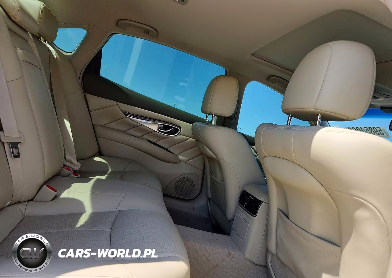 2019 Infiniti Q70L 3.7 Luxe VIN:JN1BY1PP8KM685230 - 10