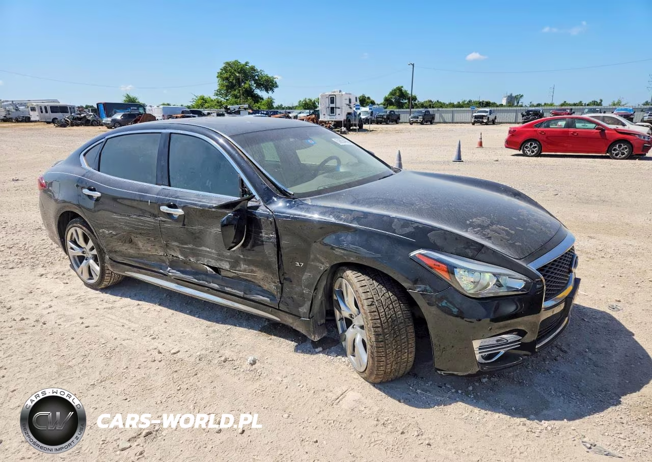 2019 Infiniti Q70L 3.7 Luxe VIN:JN1BY1PP8KM685230 - 4