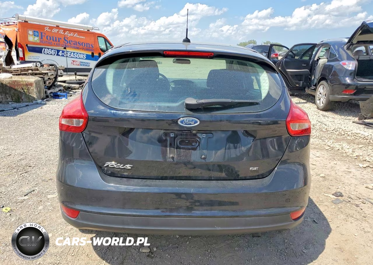 2018 Ford Focus Se VIN:1FADP3K28JL243719 - 6