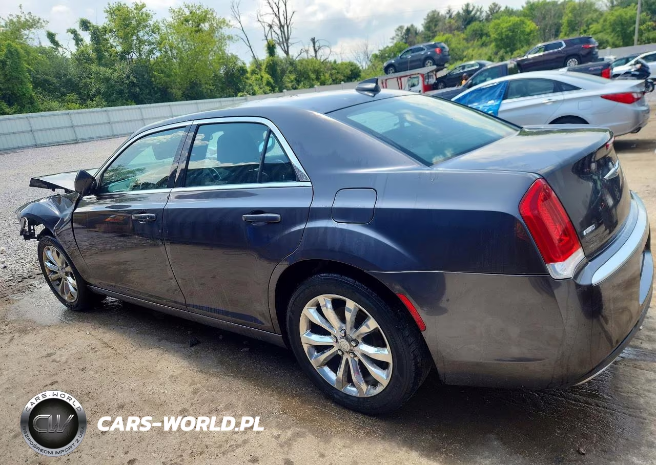 2015 Chrysler 300 Limited VIN:2C3CCARG9FH849451 - 2
