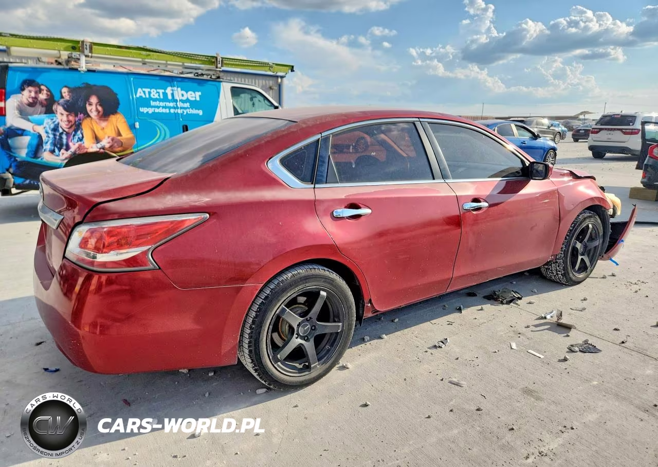 2014 Nissan Altima 2.5 S VIN:1N4AL3AP5EN350023 - 3