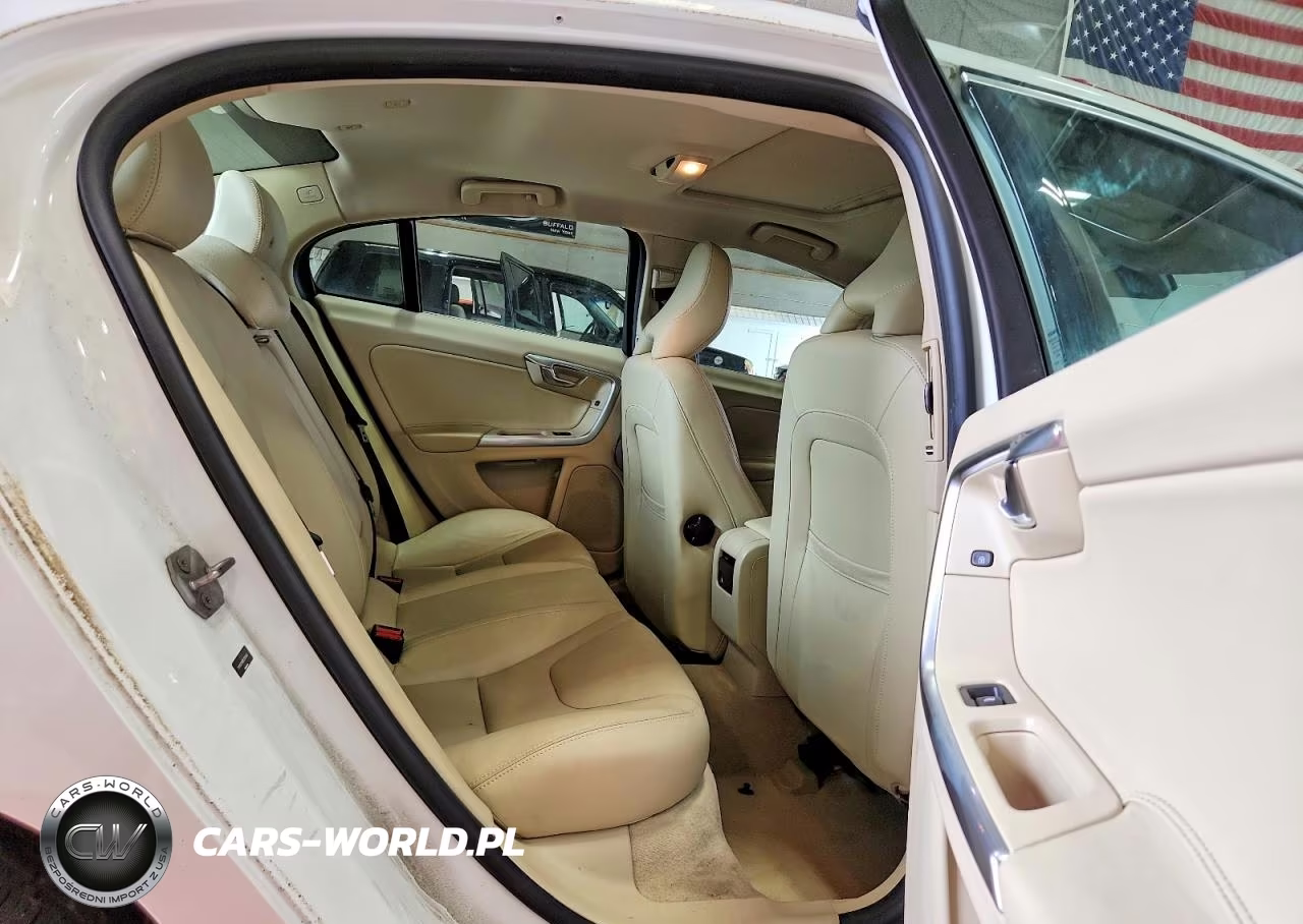 2015 Volvo S60 Premier VIN:YV1612TK9F2333482 - 10