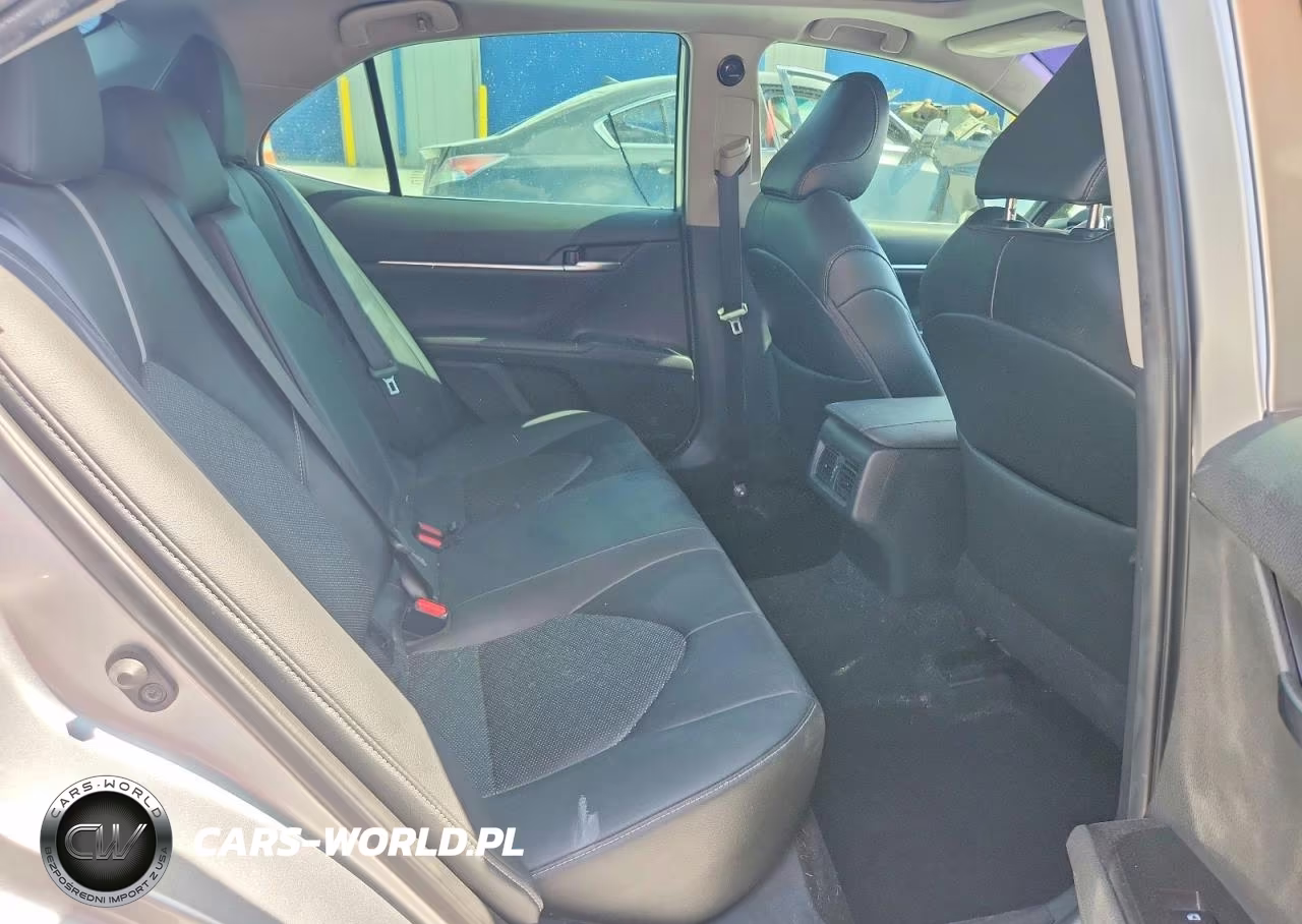 2019 Toyota Camry Xse VIN:4T1B61HK8KU781120 - 10
