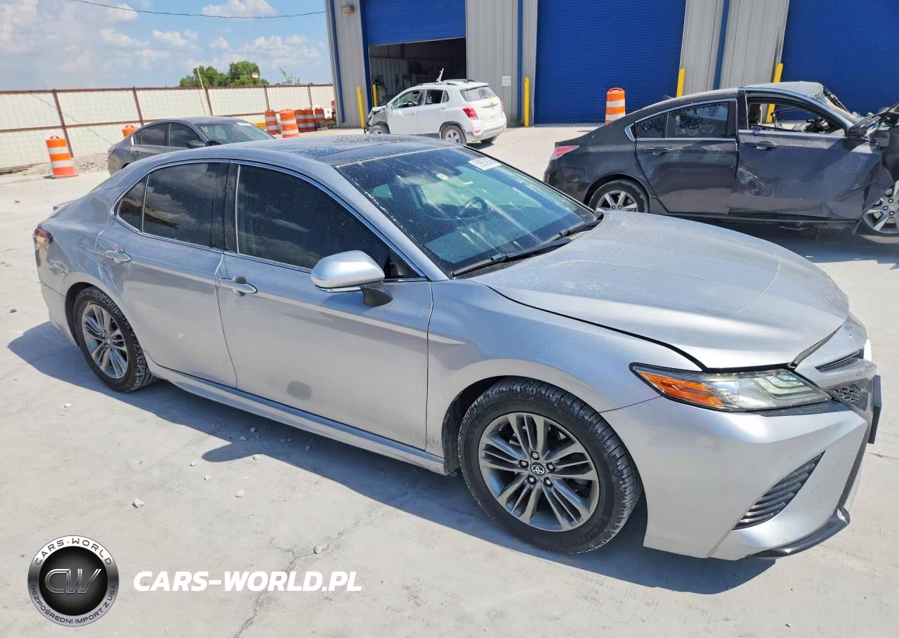 2019 Toyota Camry Xse VIN:4T1B61HK8KU781120 - 4