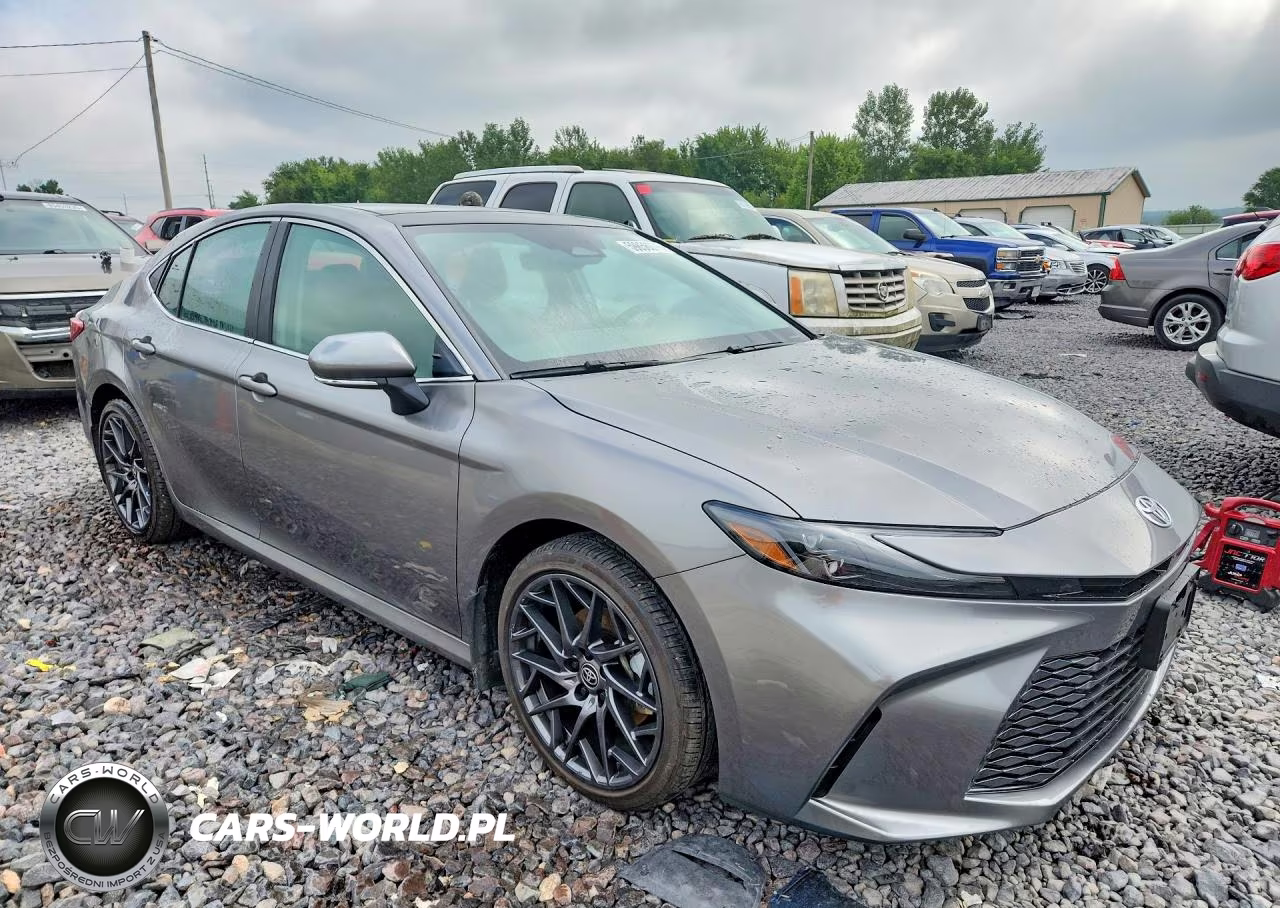 2026 Toyota Camry Xle VIN:4T1DAACKXTU658158 - 4