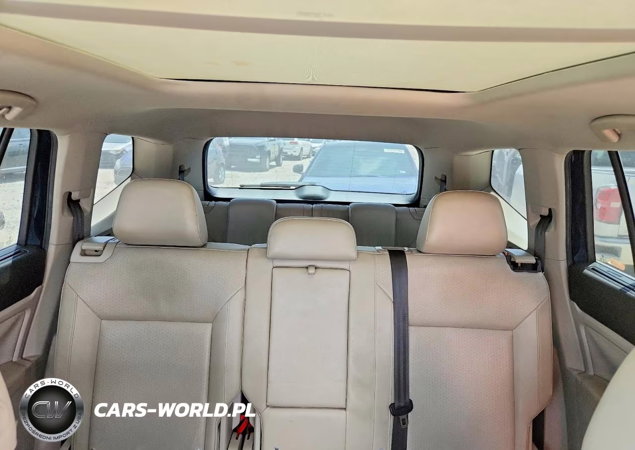 2019 Volkswagen Atlas Sel VIN:1V2ER2CAXKC519410 - 10
