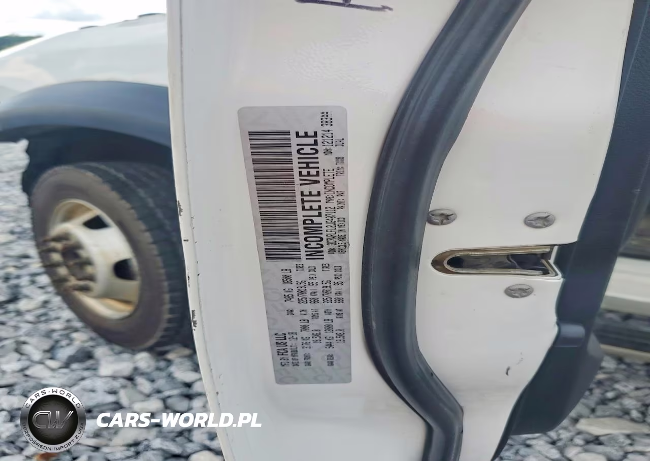 2018 Ram 4500 VIN:3C7WRLFL2JG407112 - 13