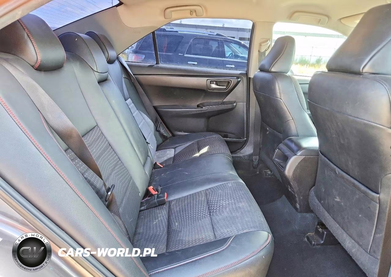 2015 Toyota Camry Se VIN:4T1BF1FK5FU078812 - 10