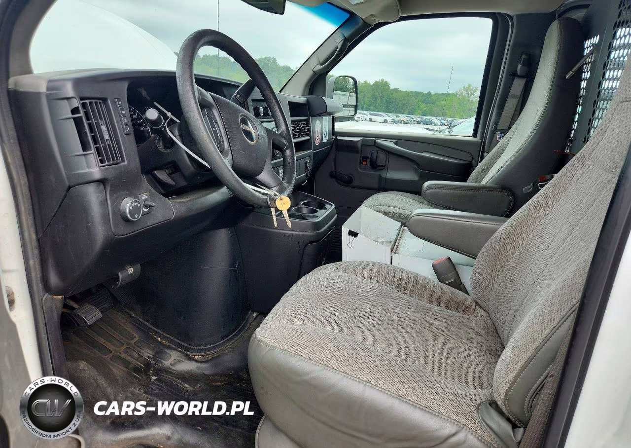 2010 GMC Savana G3500 VIN:1GT2GUBG7A1151192 - 7