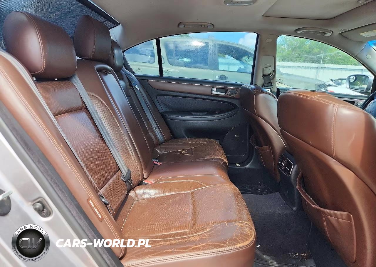 2013 Hyundai Genesis 3.8L VIN:KMHGC4DD4DU251205 - 10