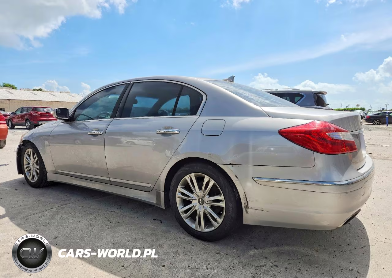 2013 Hyundai Genesis 3.8L VIN:KMHGC4DD4DU251205 - 2