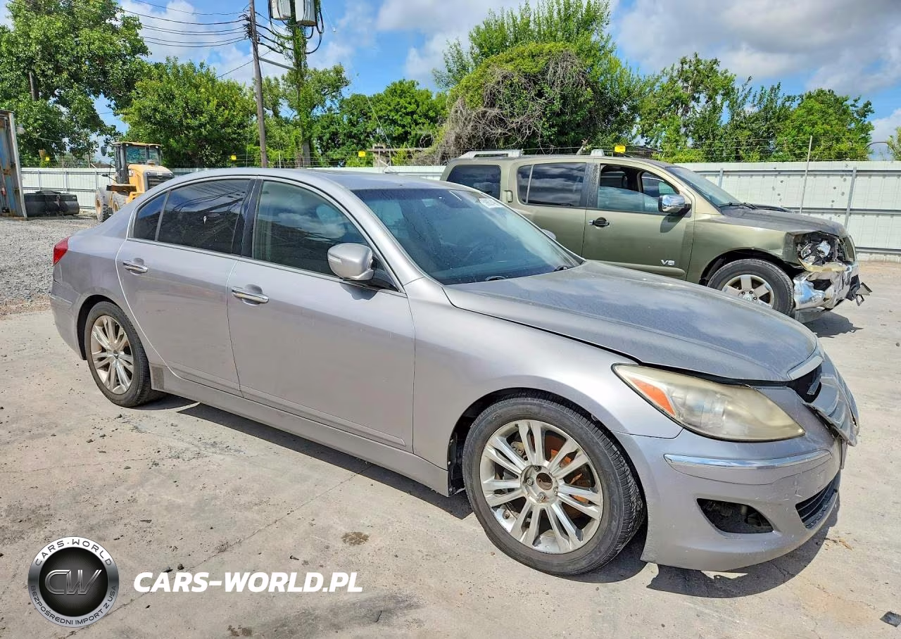 2013 Hyundai Genesis 3.8L VIN:KMHGC4DD4DU251205 - 4