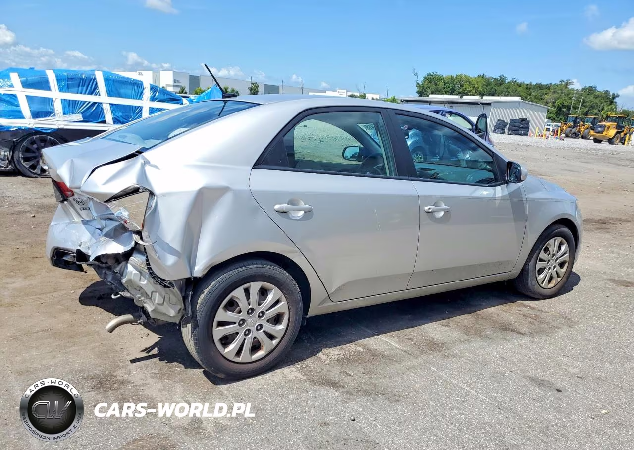 2012 Kia Forte Lx VIN:KNAFT4A20C5636544 - 3