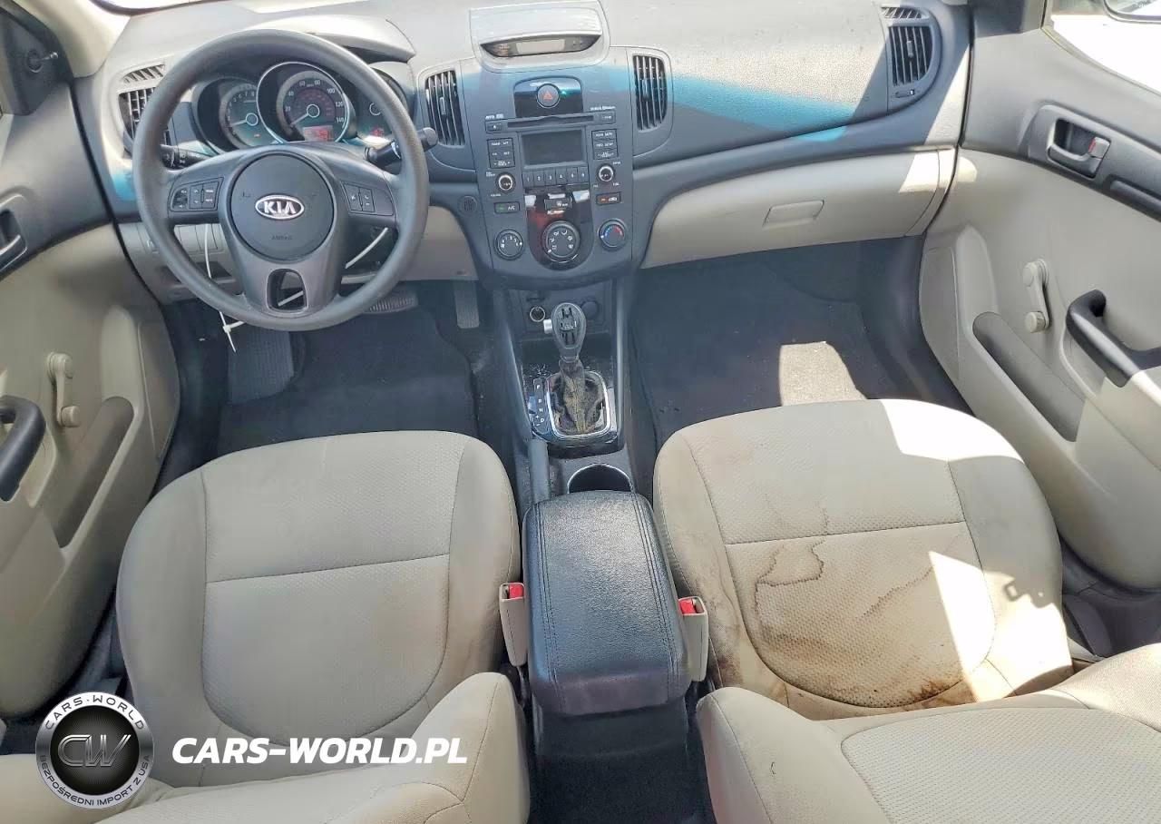 2012 Kia Forte Lx VIN:KNAFT4A20C5636544 - 8
