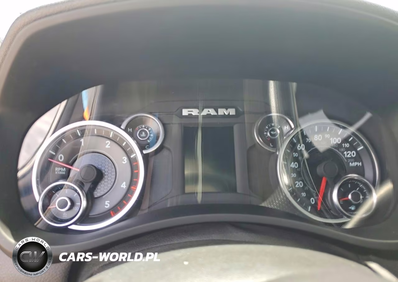 2024 Ram 2500 Tradesman VIN:3C6UR5CLXRG292444 - 9