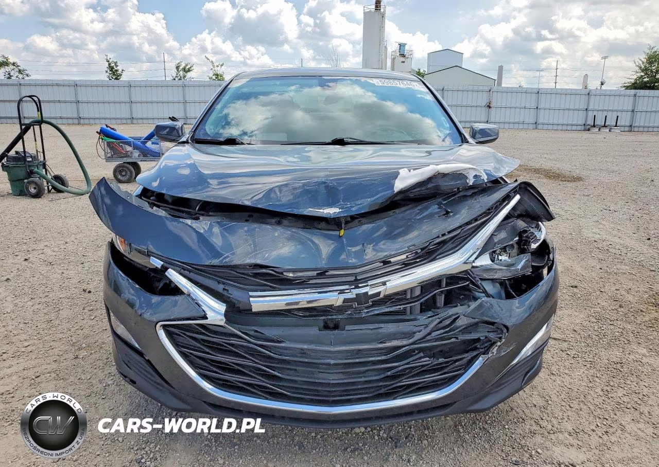 2020 Chevrolet Malibu Rs VIN:1G1ZG5STXLF140428 - 5