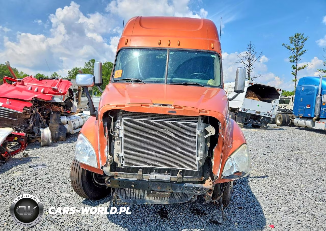 2013 Freightliner Cascadia Semi Truck VIN:1FUJGLDR4DSBS2800 - 5