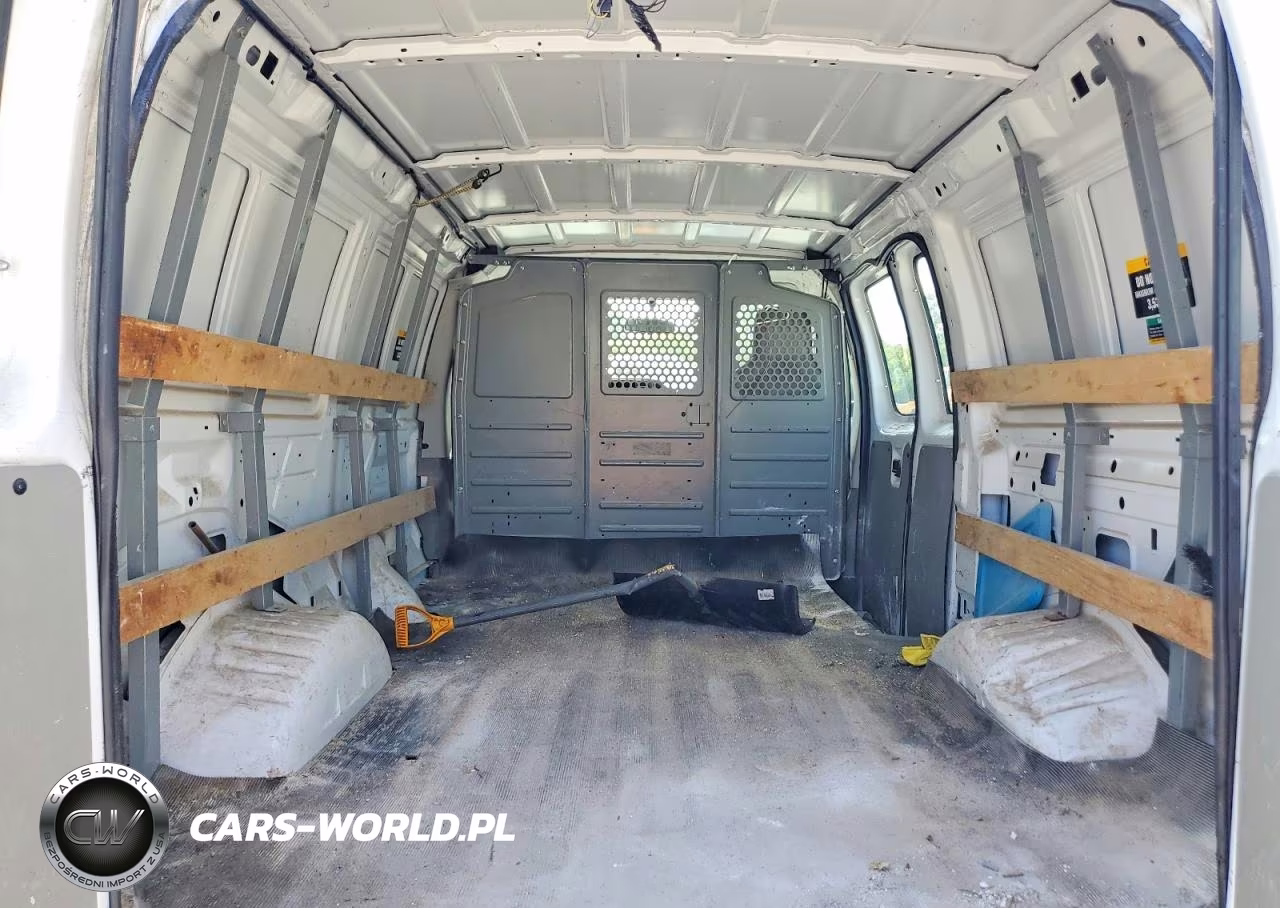2011 Ford Econoline E250 Van VIN:1FTNE2EW1BDB16092 - 10