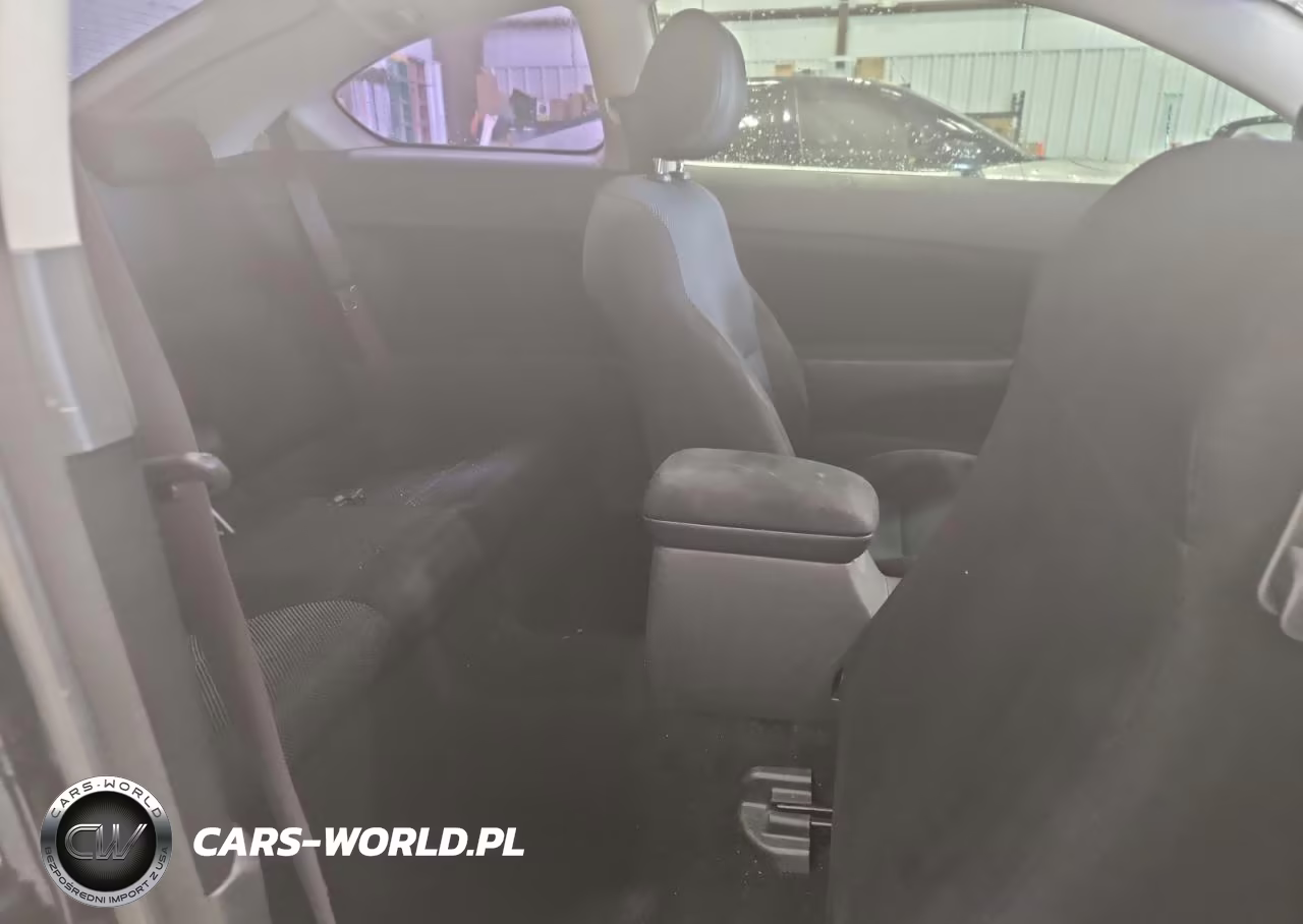 2006 Scion Tc Base VIN:JTKDE177X60113046 - 10