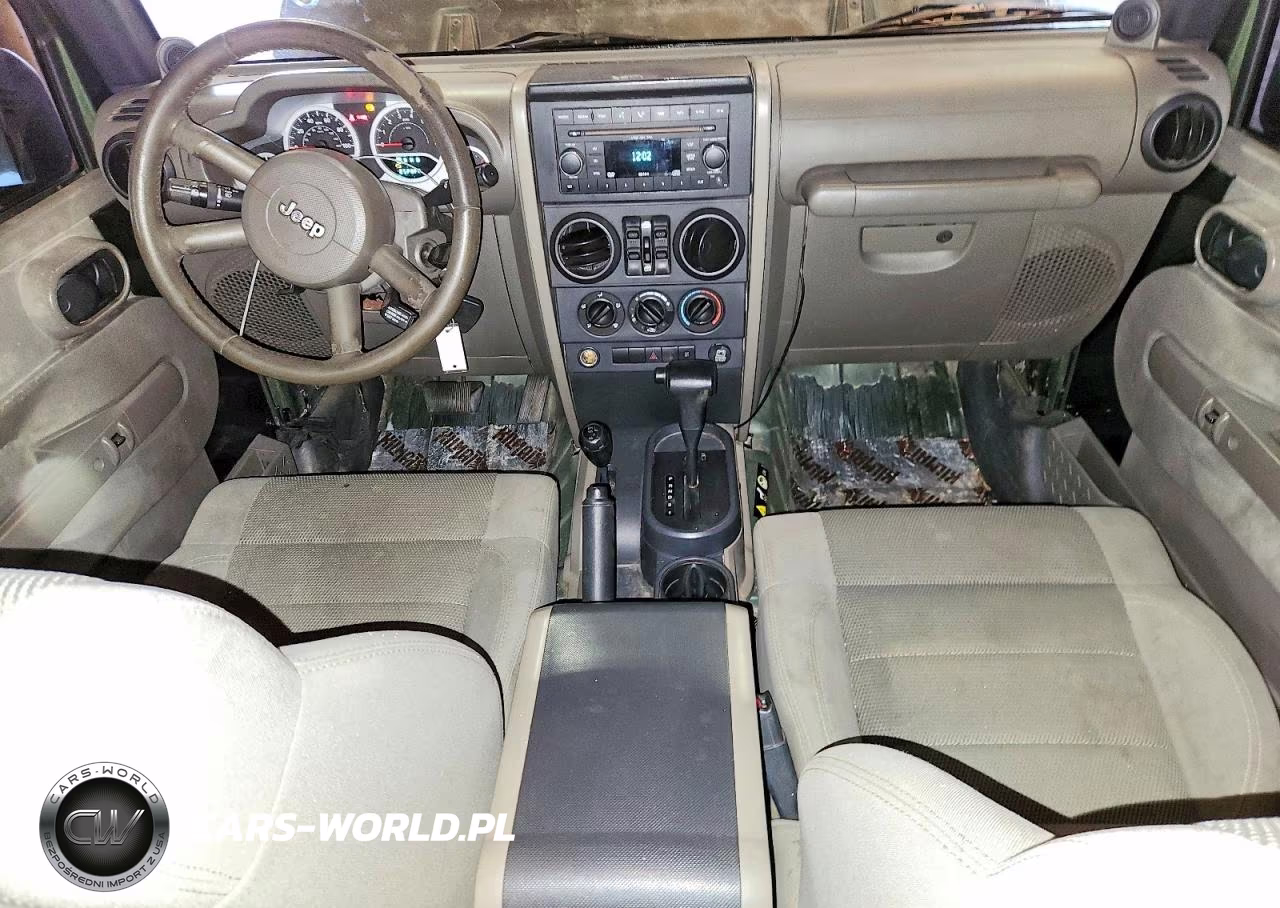 2007 Jeep Wrangler Sahara VIN:1J4GA59157L149737 - 8