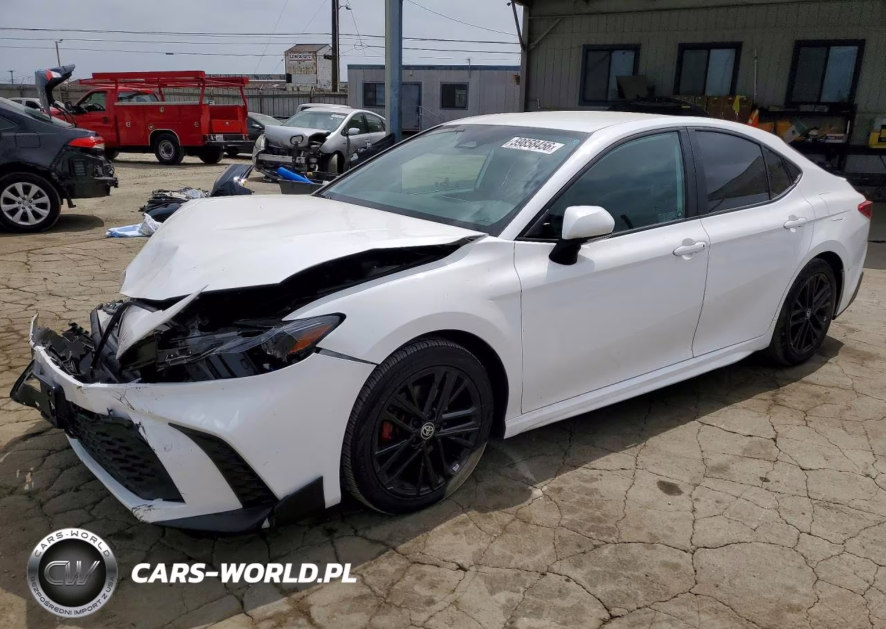 2025 Toyota Camry Se – zdjęcie 1 z 12