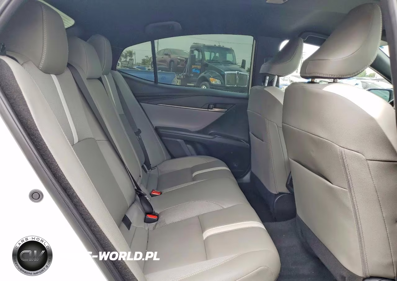 2025 Toyota Camry Se VIN:4T1DAACK2SU085044 - 10
