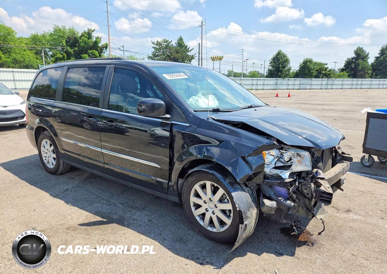 2016 Chrysler Town & Country Touring VIN:2C4RC1BG6GR138155 - 4