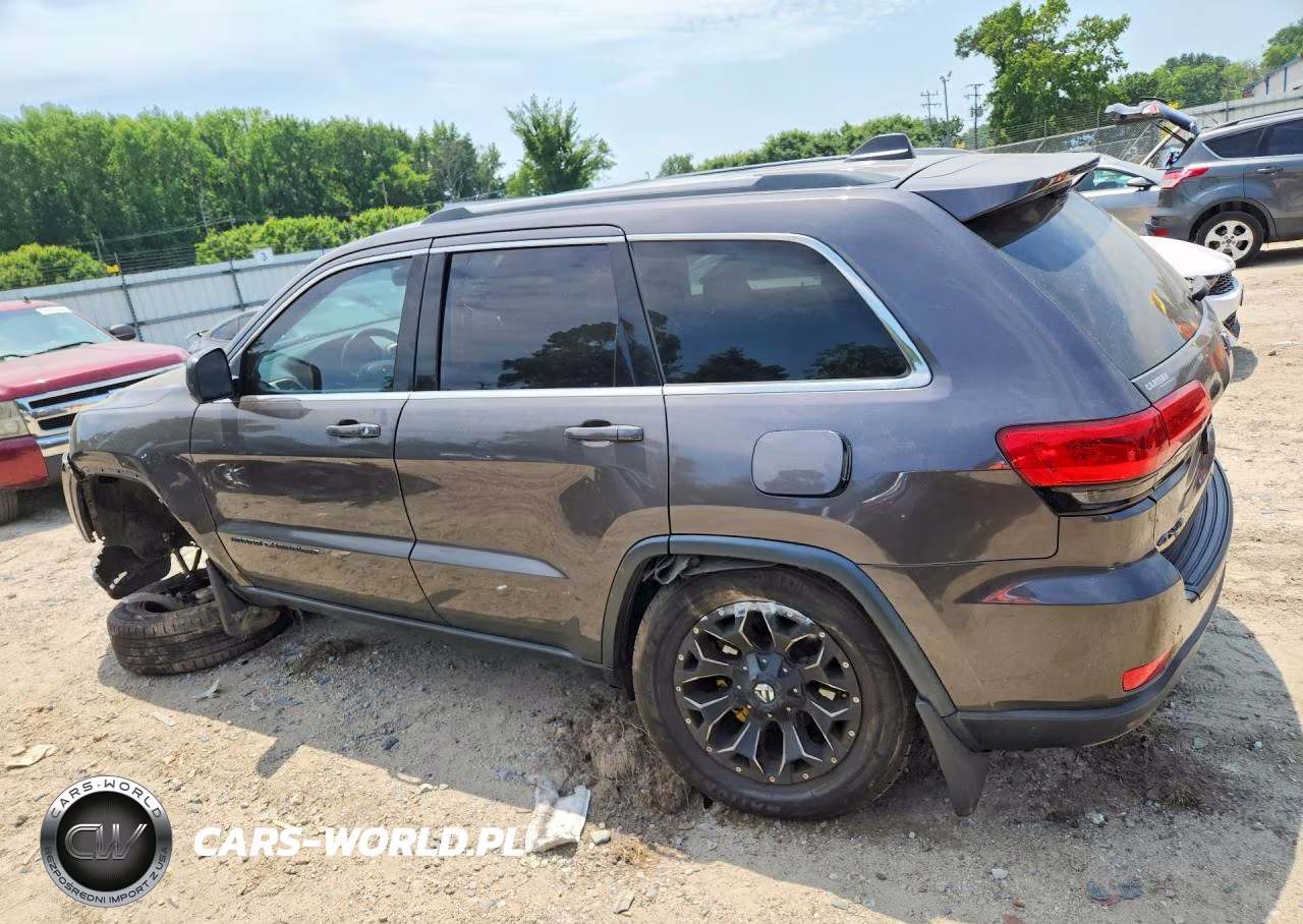 2016 Jeep Grand Cherokee Laredo VIN:1C4RJFAG3GC366529 - 2